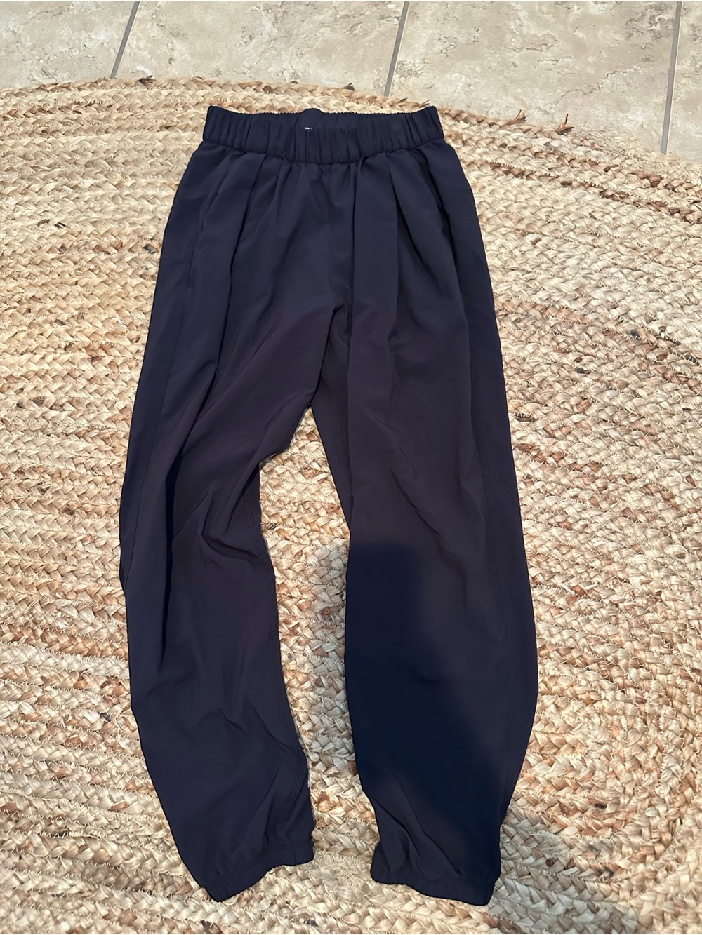 LULULEMON BLACK JOGGERS